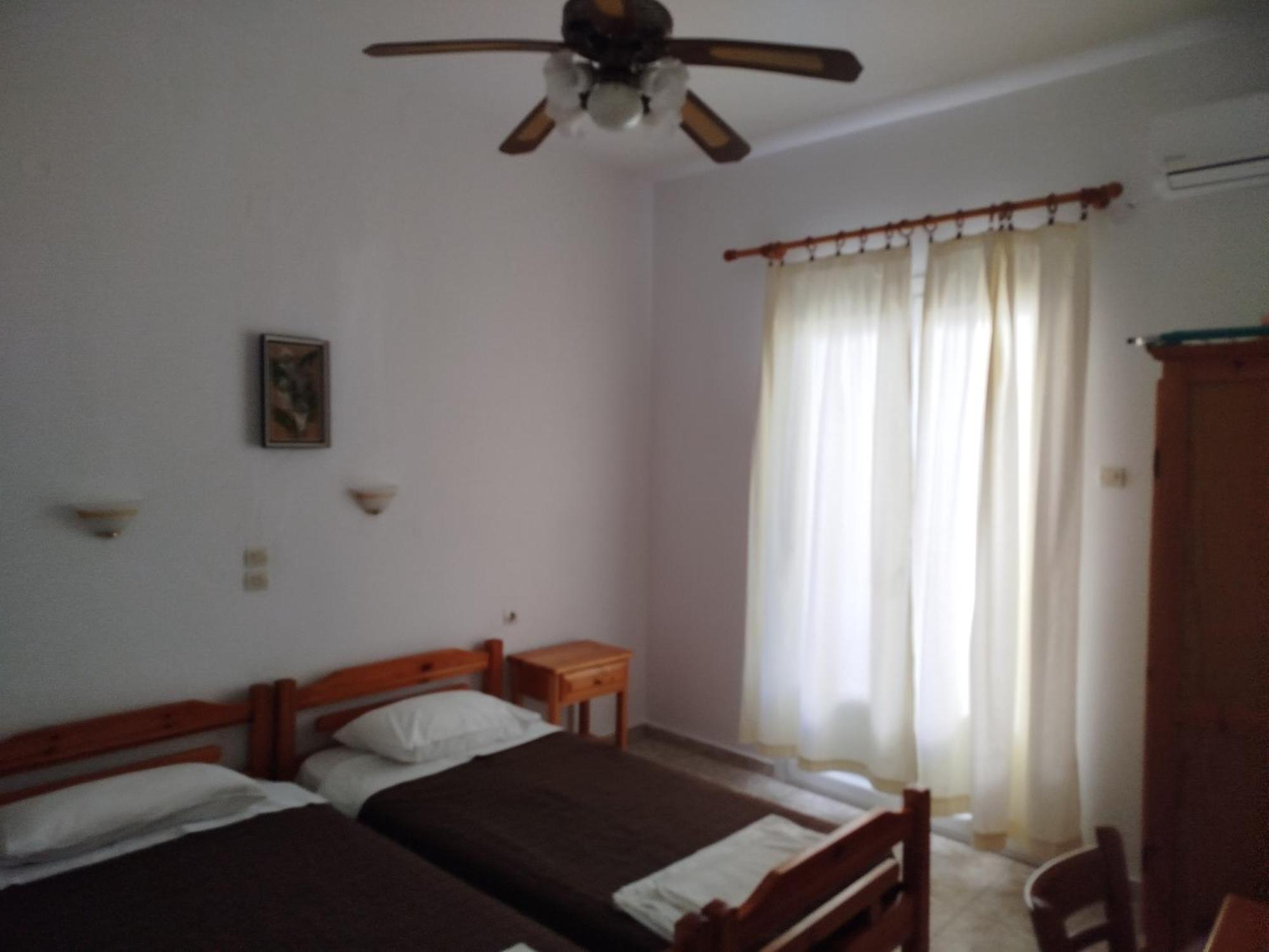 Karagiozos Studios & Apartments Skopelos Exterior foto