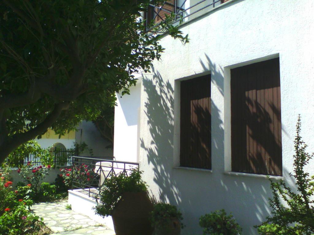 Karagiozos Studios & Apartments Skopelos Zimmer foto