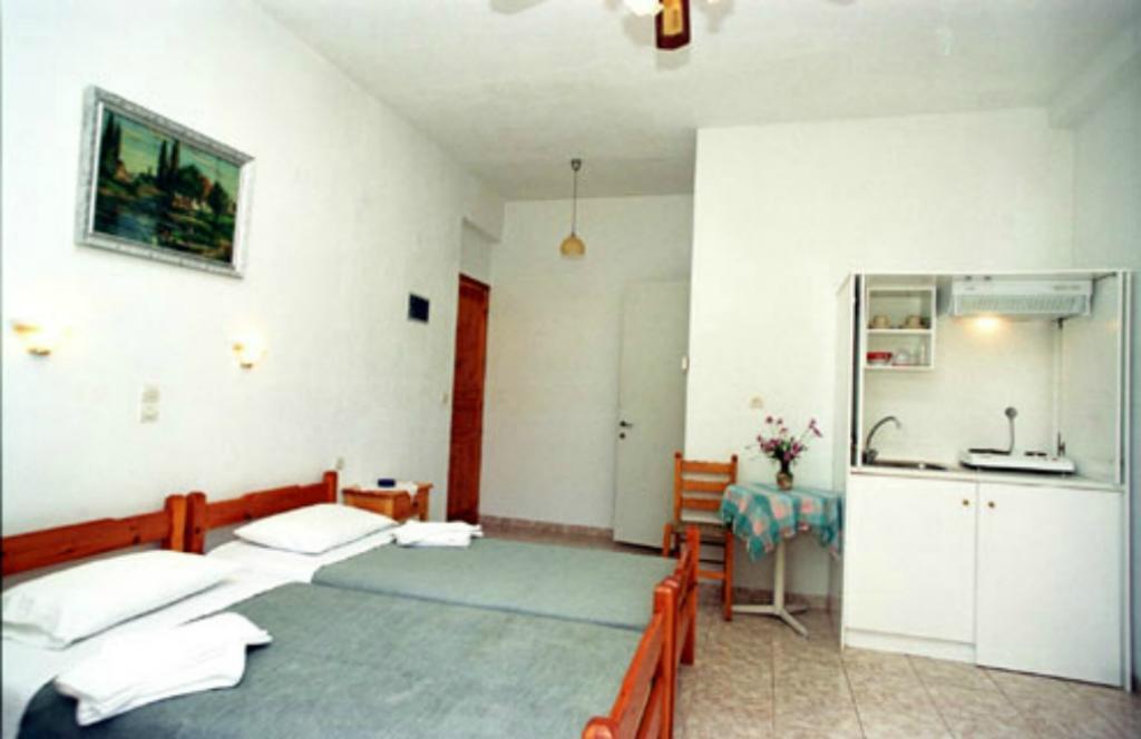 Karagiozos Studios & Apartments Skopelos Zimmer foto